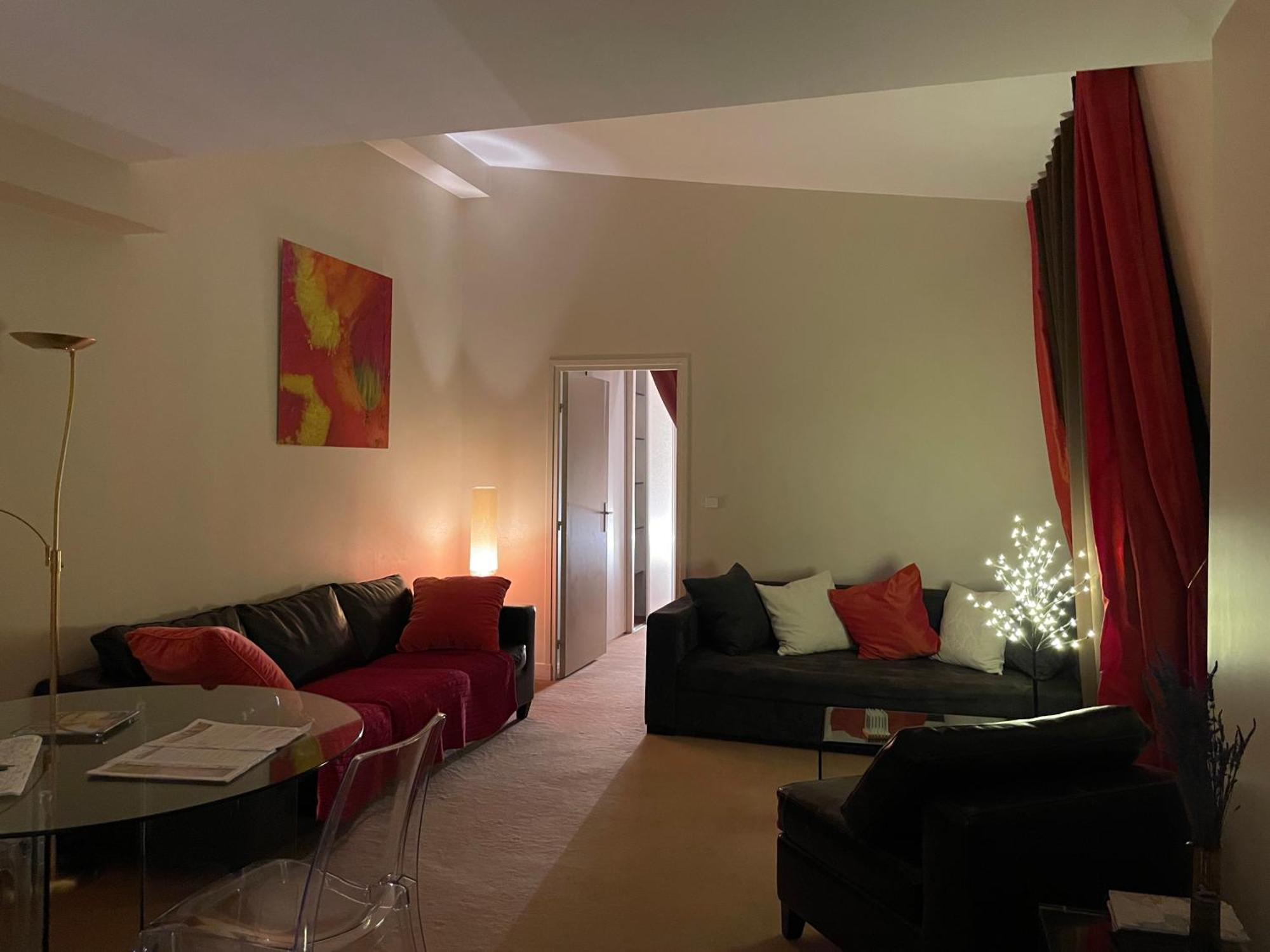 52 Clichy Bed & Breakfast - Chambre D'Hotes Париж Екстериор снимка