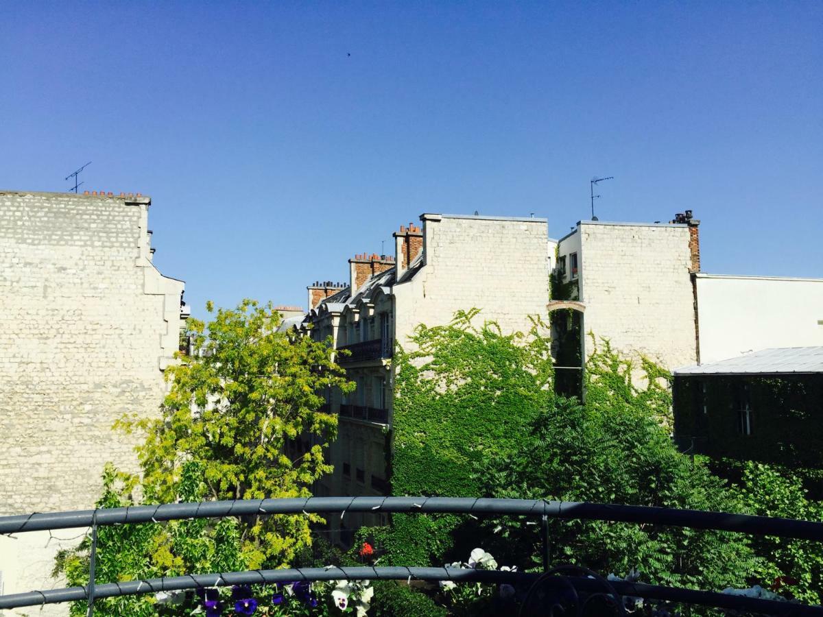 52 Clichy Bed & Breakfast - Chambre D'Hotes Париж Екстериор снимка