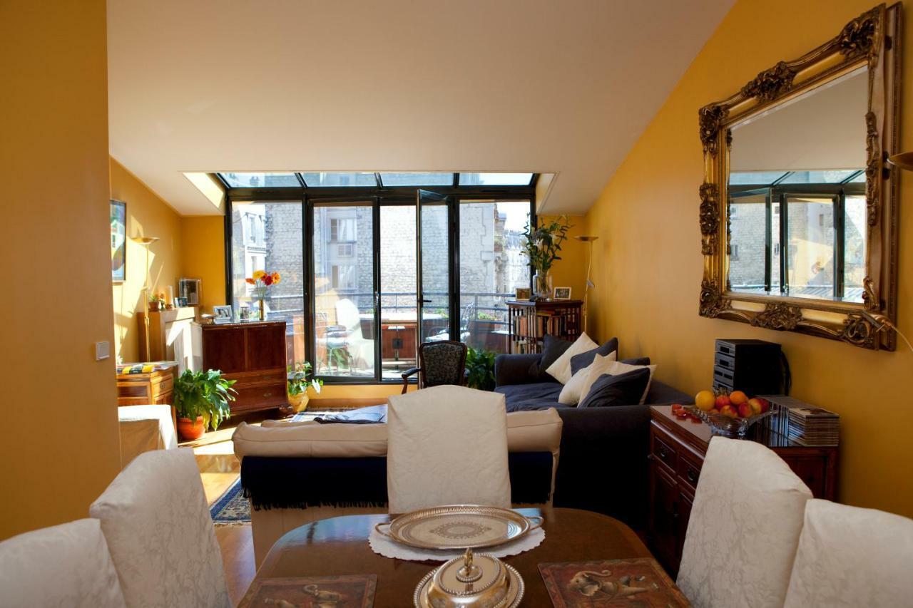 52 Clichy Bed & Breakfast - Chambre D'Hotes Париж Екстериор снимка